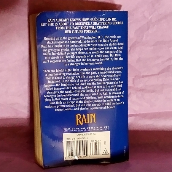 Paperback Book VC Andrews-Rain - Picture 4 of 5